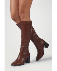 Boohoo - Round Toe Block Heel Knee High Boots - Lyst