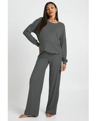Boohoo - Maternity Loungewear Stripe Long Sleeve Top & Trousers Pyjama Set - Lyst