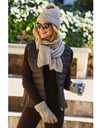 Sosandar - Kelly Stone Cable Knit Scarf - Lyst