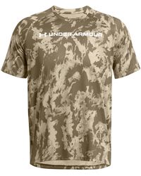 Under Armour - Tech Camo Short-Sleeve Performance Gym Top - Lyst