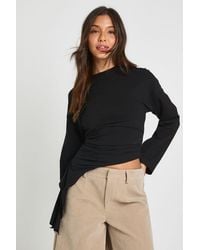 Boohoo - Long Sleeve Asym Drape Hem T-Shirt - Lyst