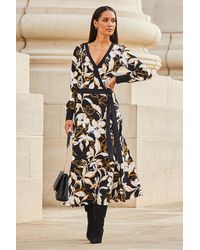 Sosandar - Floral Print Contrast Trim Midi Wrap Dress - Lyst