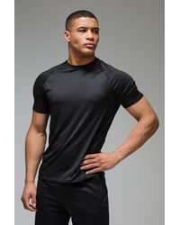 BoohooMAN - Active Lightweight Essentials Workout Regular Fit Raglan T-Shirt - Lyst
