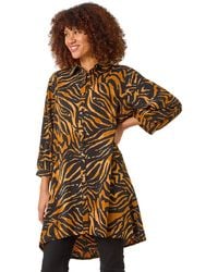 Roman - Animal Print V-Neck Longline Blouse - Lyst