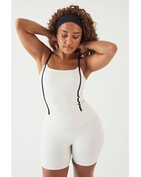 DSGN Studio - Sculpt Contrast Piping Vest Top - Lyst