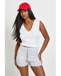 Boohoo - Ribbed Low Rise Mini Short - Lyst
