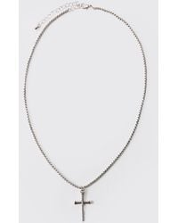 BoohooMAN - Gothic Cross Necklace In Silver - Lyst