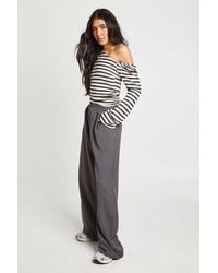 Boohoo - Tall Woven Tailored Pleated Wide Leg Trouser - Lyst