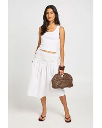 Boohoo - Poplin Shirred Waist Midi Skirt - Lyst