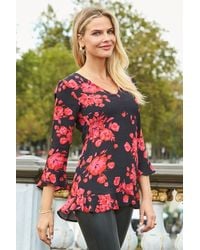 Sosandar - Floral Print Ruffle Detail Tunic Top - Lyst