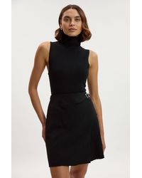 Karen Millen - Tailored Buckle Detail Pleated Mini Skirt - Lyst