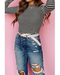 Azura Exchange - Gestreiftes Langarm-Top Mit Mock Neck - Lyst