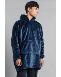 Tokyo Laundry - Hooded Blanket With Kangaroo Pocket - Lyst