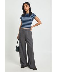 Boohoo - Petite Woven Pocket Detail Wide Leg Trouser - Lyst