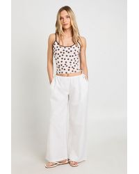 Boohoo - Petite Linen Look Tie Side Low Rise Trousers - Lyst
