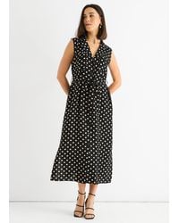 Gini London - Schwarzes Midikleid Mit Gürtel Aus Viskose Und Punktedruck - Lyst