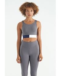 TOMMY LIFE - Crop Sleeveless Color-Block Sports Top - Lyst