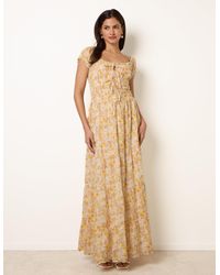 Blue Vanilla - Double Front Tie Shirred Ditsy Floral Maxi Dress - Lyst