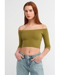 Dilvin - Off-Shoulder Crop Blouse - Lyst