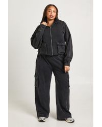 Boohoo - Plus Acid Washed Wide Leg Cargo Joggers - Lyst