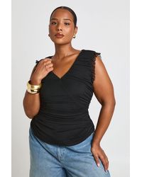 Boohoo - Plus Print V Neck Top - Lyst