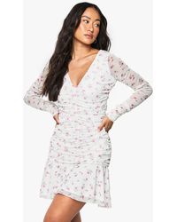 Boohoo - Floral Printed Ruched Plunge Skater Dress - Lyst