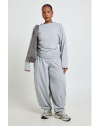Boohoo - Plus Shoulder Pad Ruched Side Long Sleeve Top - Lyst