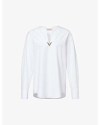Valentino Garavani - V-neck Logo-plaque Cotton-poplin Top - Lyst