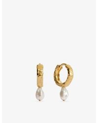Monica Vinader - Capri Pearl 18Ct Vermeil Huggie Earrings - Lyst