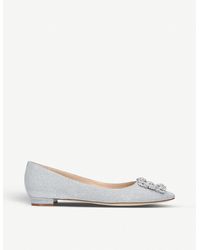 Manolo Blahnik Hangisi Crystal-embellished Flats - Metallic