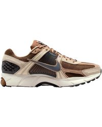 Nike - Zoom Vomero 5 Lace-Up Sneakers - Lyst