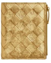 Bottega Veneta - Intrecciato Small Bi-Fold Wallet - Lyst