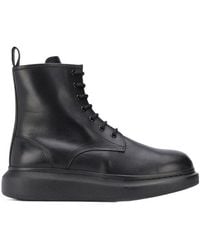 McQueen - Round Toe Lace-Up Ankle Boots - Lyst
