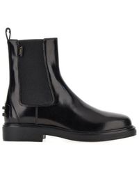 Tod's - Logo Patch Ankle Boots - Lyst
