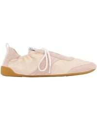 Chloé - Chloé Kick Panelled Lace-Up Sneakers - Lyst