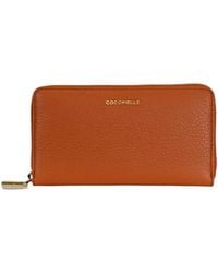 Coccinelle - Logo Lettering Zipped Wallet - Lyst
