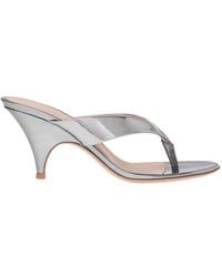 Gianvito Rossi - Sofia Metallic Thong Sandals - Lyst
