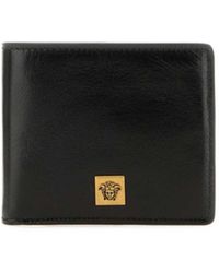 Versace - Medusa Plaque Bifold Wallet - Lyst