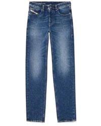 DIESEL - Logo Patch Straight-Leg Jeans - Lyst