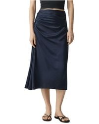 Theory - Crushed Satin Ruched Midi Skirt - Lyst