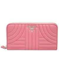 Prada - Logo Details Wallet - Lyst