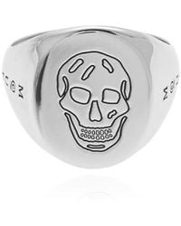McQueen - Skull Signet Ring - Lyst