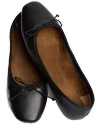 KHAITE - Charlotte Leather Ballerina Flats - Lyst