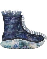 UGG - Cs Ruffle Boot Print - Lyst