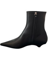 Vic Matié - Pointed-Toe Side-Zip Ankle Boots - Lyst