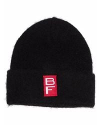 BY FAR - Logo Patch Knit Beanie - Lyst