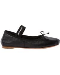 Miu Miu - Logo-Printed Bow Detailed Ballerina Shoes - Lyst