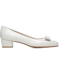 Ferragamo - Vara Bow Low-Heeled Shoes - Lyst
