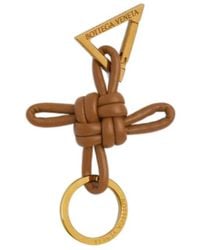 Bottega Veneta - Triangle Square Double Knot Keyring - Lyst