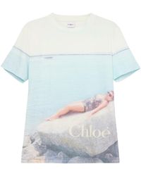 Chloé - Chloé Graphic Printed Crewneck T-Shirt - Lyst